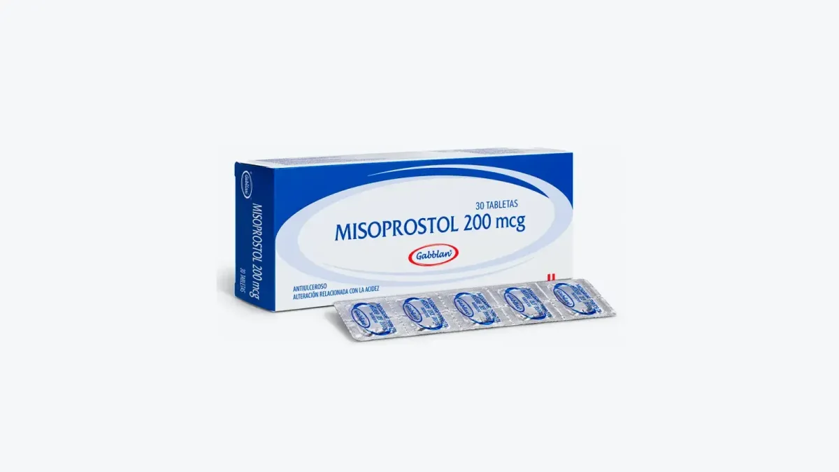 Caja azul de Misoprostol 200 mcg de Gabblan con 30 tabletas y un blíster abierto al costado